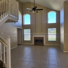 25903 Bloomsbury Ct in Land O Lakes, FL - Building Photo - Building Photo