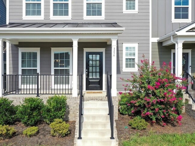 3254 Tasker Dr in Nashville, TN - Building Photo - Building Photo