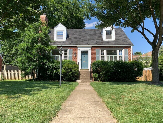 property at 9511 Singleton Dr