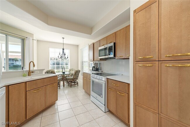 2230 Arielle Dr in Naples, FL - Building Photo - Building Photo