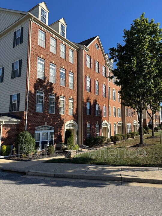 302 A Dr Andrews Way in Indian Head, MD - Building Photo