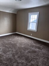 912 Elbon Rd in Cleveland Heights, OH - Building Photo - Building Photo