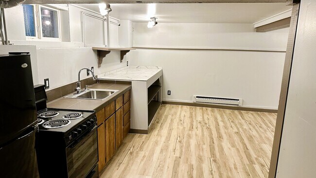 322 24th Ave E-Unit -D in Seattle, WA - Building Photo - Building Photo