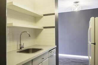 9930-113 113 St in Edmonton, AB - Building Photo - Building Photo