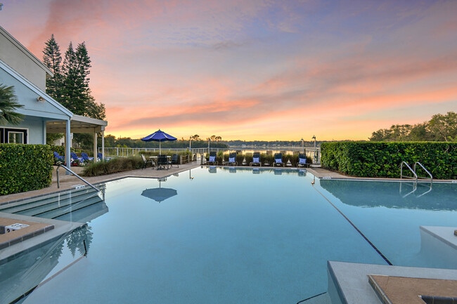 Lakeshore At Altamonte Springs in Altamonte Springs, FL - Building Photo - Building Photo