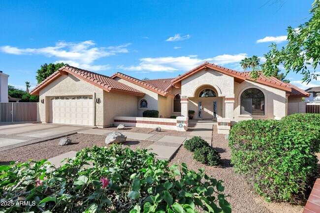 property at 322 E Gary Cir