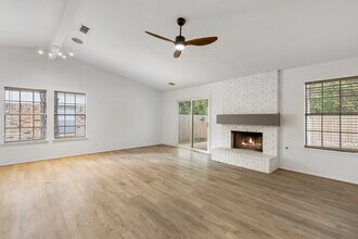 25 Dellforest Ct in Spring, TX - Building Photo - Building Photo