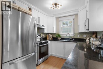 136 W 7th Ave in Vancouver, BC - Building Photo - Building Photo