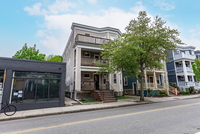 property at 279 Concord Ave