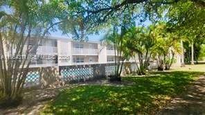 6565 Santona St in Coral Gables, FL - Building Photo