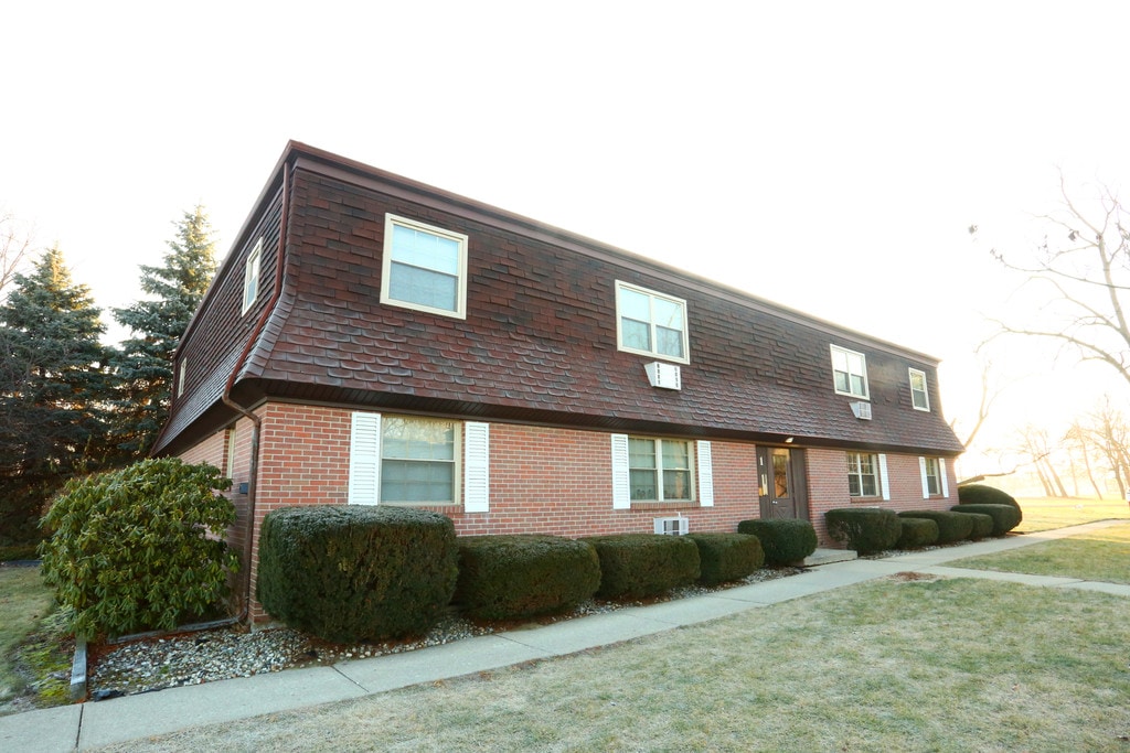 Woodcrest Apartments Adrian, MI Apartments For Rent