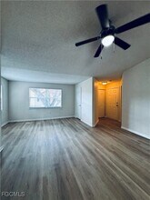 12700 Equestrian Cir in Ft. Myers, FL - Foto de edificio - Building Photo