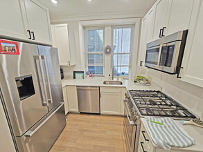 47 Englewood Ave in Boston, MA - Building Photo - Interior Photo