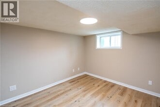 66 Weir St S in Hamilton, ON - Building Photo - Building Photo