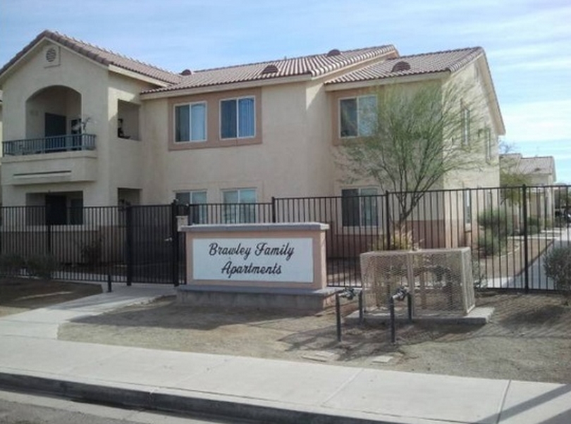 Brawley Family Apartments in Brawley, CA - Foto de edificio