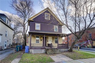 461 Parsells Ave in Rochester, NY - Building Photo