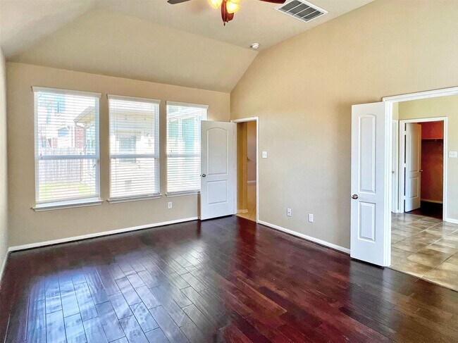 property at 19003 Piper Hill Ln