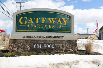 Gateway Apartments II in Cheektowaga, NY - Building Photo - Building Photo