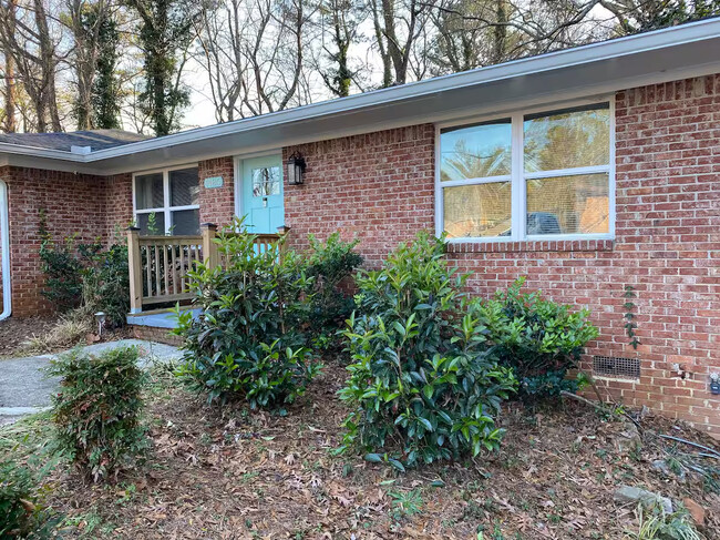 1485 Janmar Dr in Decatur, GA - Building Photo - Building Photo