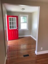 916 Burris Ave in Lake Bluff, IL - Building Photo - Building Photo