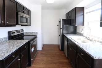 Southridge Apartments in Culpeper, VA - Building Photo - Interior Photo