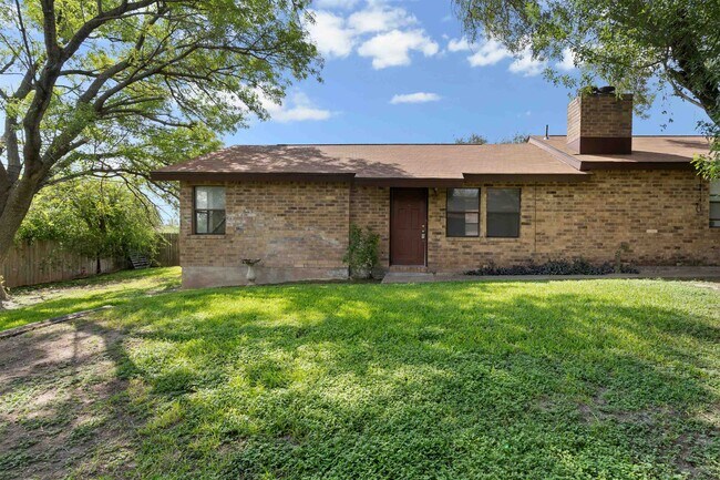109 Joe Rice Dr in Del Rio, TX - Building Photo - Building Photo