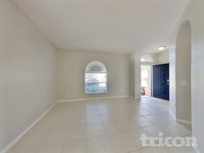 3851 Andover Cay Blvd in Orlando, FL - Foto de edificio - Building Photo