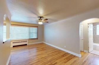 1101 Colorado Blvd in Denver, CO - Building Photo - Interior Photo