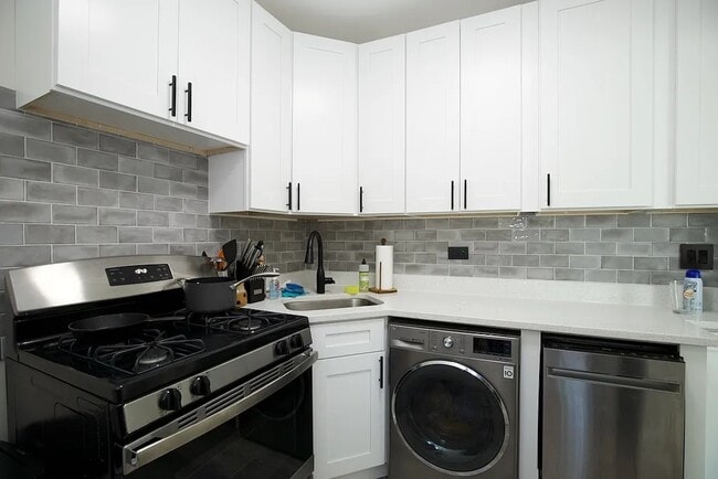 property at 3703 N Hoyne Ave