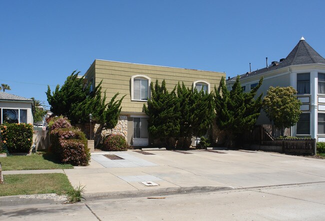 952 Reed Ave in San Diego, CA - Building Photo - Building Photo