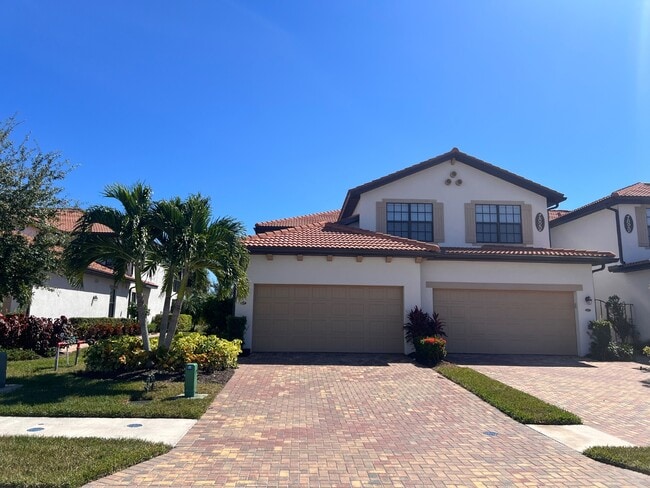 property at 1622 Oceania Dr S