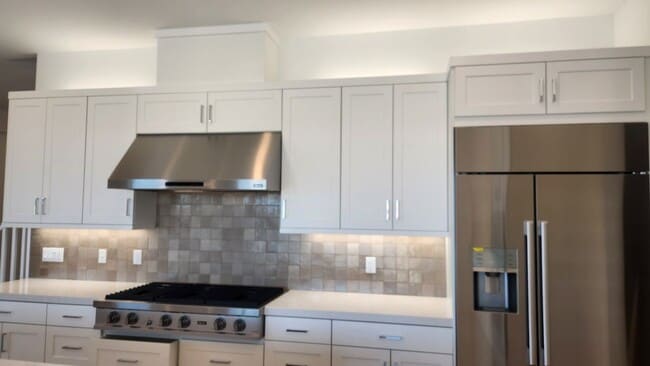 29814 Corte Trono in Santa Clarita, CA - Building Photo - Building Photo