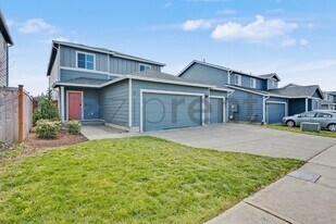 9168 Candytuft Ln SE in Tumwater, WA - Building Photo