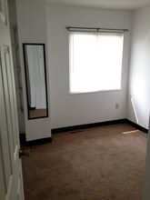3291 Kennett Square in Pittsburgh, PA - Building Photo - Building Photo