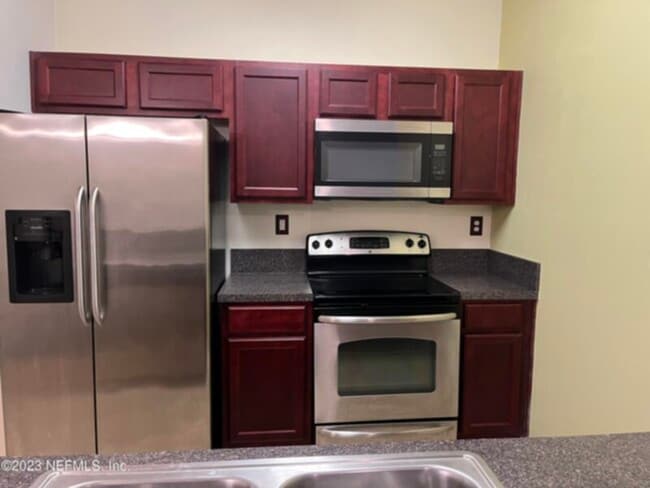 property at 3711 Kirkpatrick Cir