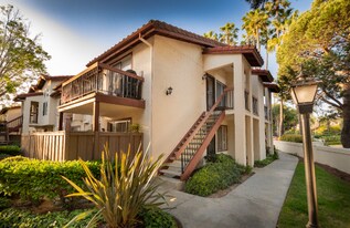 4060 Porte La Paz, Unit 29 in San Diego, CA - Building Photo