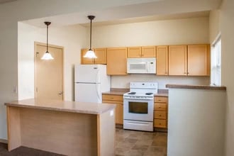 Wausau East Townhomes in Wausau, WI - Foto de edificio - Building Photo