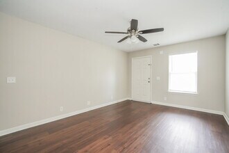 1505 Brookchase Ct in Nashville, TN - Foto de edificio - Building Photo