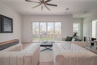 4211 Ward St in Houston, TX - Building Photo - Building Photo