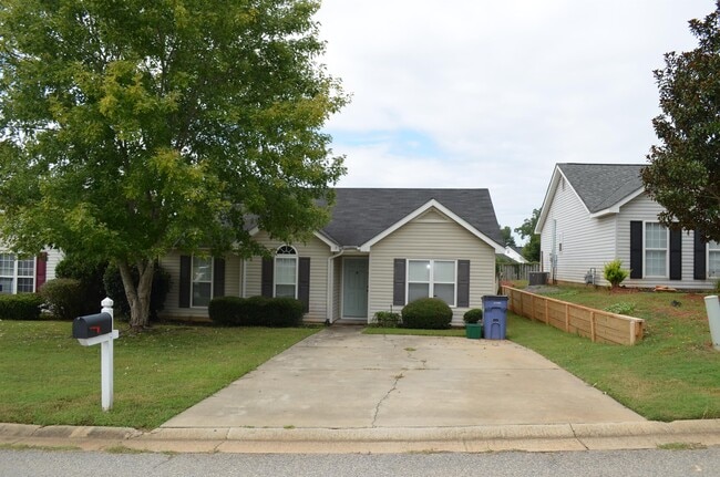 property at 638 Devon Rd