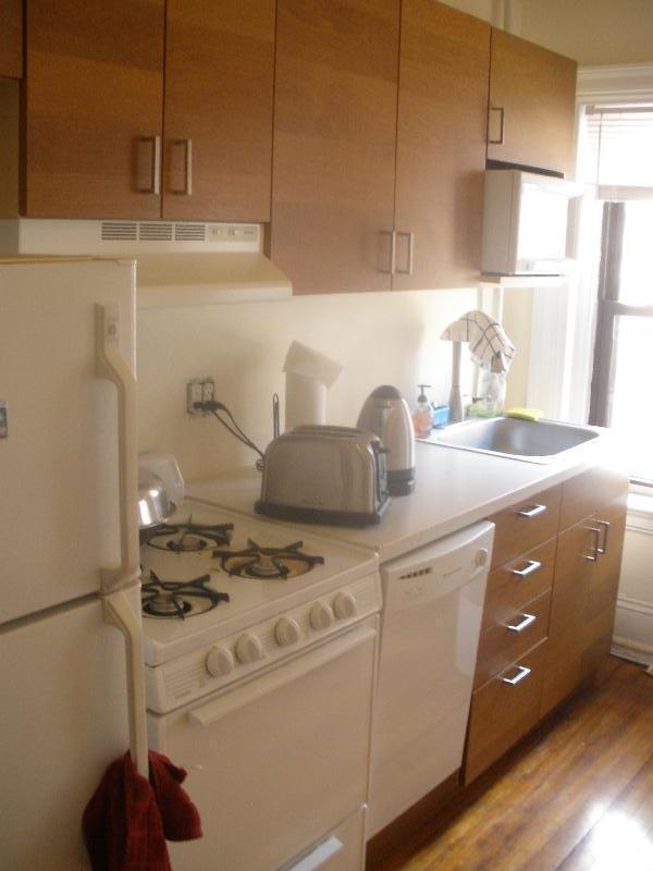 property at 533 Newbury St