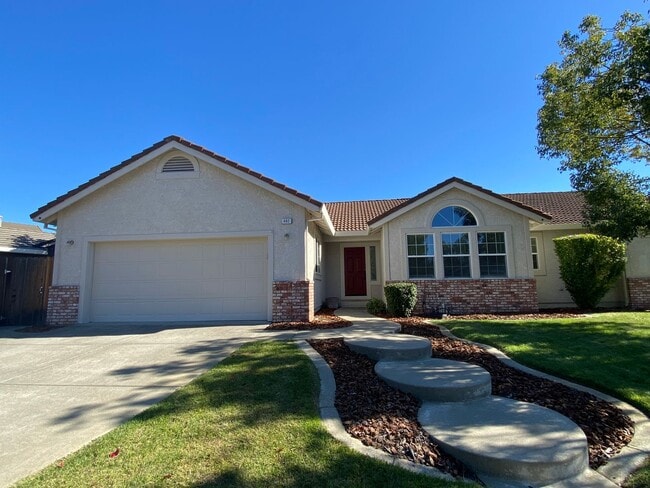 482 Aberdeen Way
