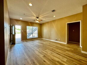 1915 S 14th St in Waco, TX - Building Photo - Building Photo