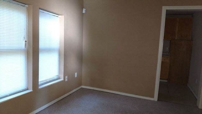222 W Shawnee St in Tahlequah, OK - Building Photo - Building Photo