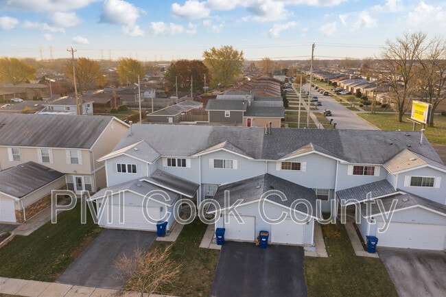 2606 E Martha Pl in Burnham, IL - Building Photo - Building Photo