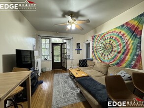 29 Mount Hood Rd, Unit 11 in Boston, MA - Foto de edificio - Building Photo