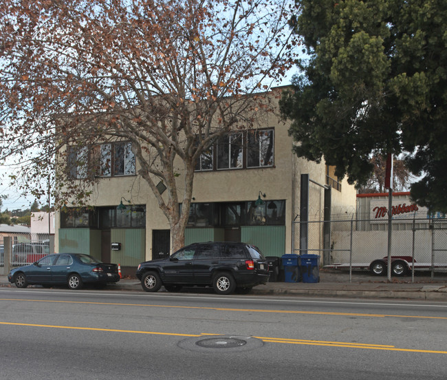 5239 York Blvd in Los Angeles, CA - Building Photo - Building Photo