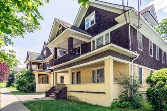 11 Cedar St in Binghamton, NY - Building Photo - Building Photo