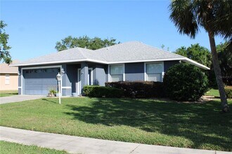 9122 64th Ct E in Parrish, FL - Building Photo - Building Photo