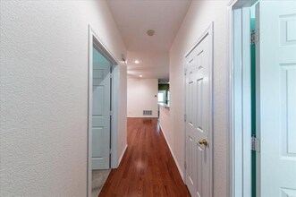 400 Gaither St in Glen Rose, TX - Building Photo - Building Photo